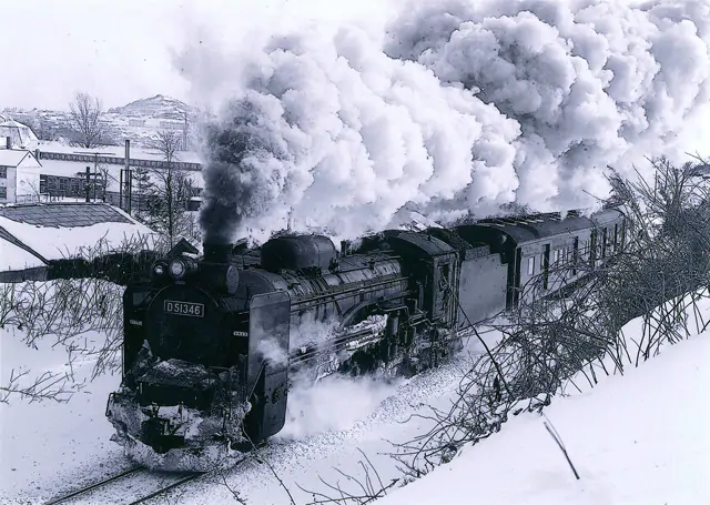 小樽市内を走るD51346。長橋付近